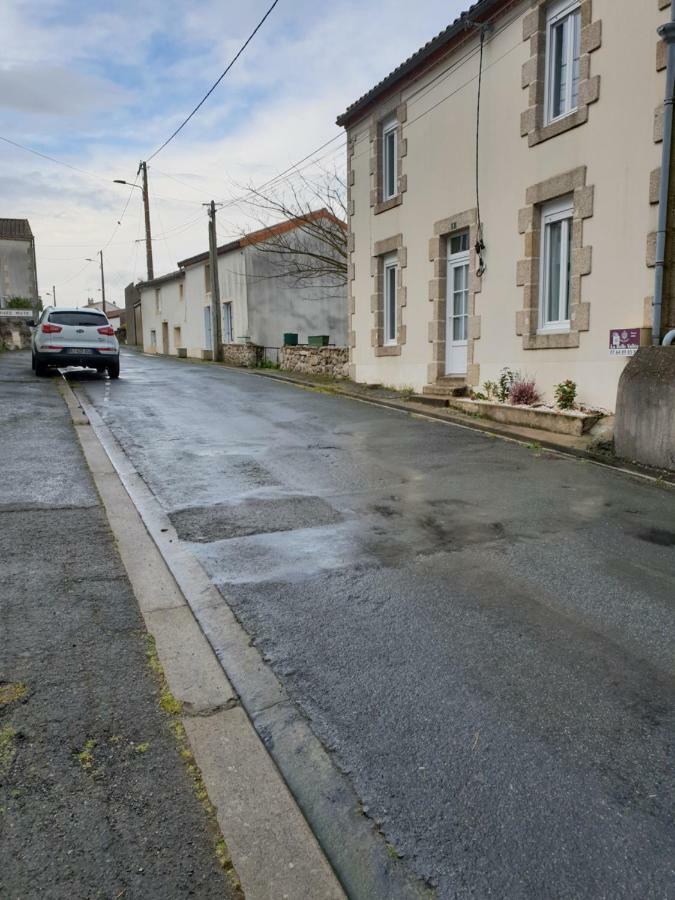 Gite La Belle Vallee Maison Independante 80M2 A 12 Min Du Puy Du Fou Treize-Vents Buitenkant foto